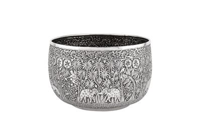 Lot 119 - A late 19th century Anglo – Indian sterling silver bowl, Lucknow with import marks for Glasgow 1894 by George Edward & Sons