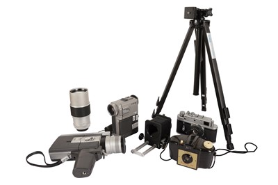 Lot 45 - A Selection of Collectible Cameras & Lenses