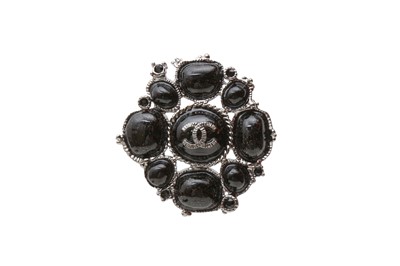 Lot 851 - Chanel Black Gripoix CC Logo Brooch