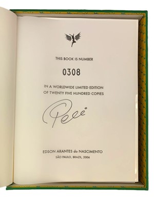 Lot 235 - Gloria Books.- Pelé. Edson Arantes do Nascimento