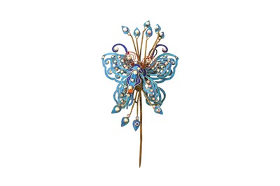 Lot 824 - λ A CHINESE GILT-METAL AND KINGFISHER-FEATHER 'BUTTERFLY' HAIRPIN, DIANCUI