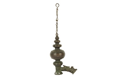 Lot 279 - AN INDIAN BRONZE HANGING OIL LAMP WITH MAKARA SPOUT