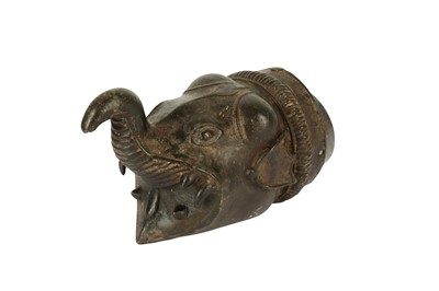 Lot 298 - AN INDIAN BRONZE ELEPHANT HEAD-SHAPED PALANQUIN FINIAL (PALKI)