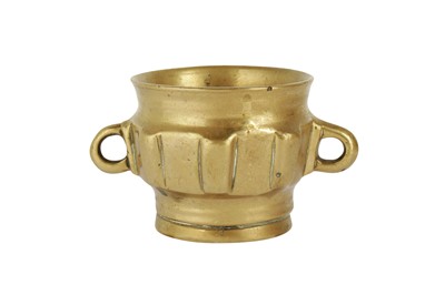 Lot 284 - AN INDIAN BRASS MORTAR