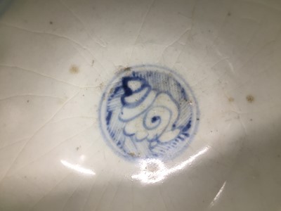 Lot 167 - A CHINESE BLUE AND WHITE BOWL