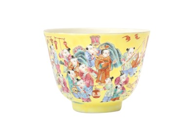 Lot 130 - A CHINESE FAMILLE ROSE YELLOW-GROUND 'HUNDRED BOYS' CUP