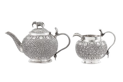 Lot 123 - A late 19th century Anglo – Indian unmarked silver bachelor teapot, Lucknow circa 1890