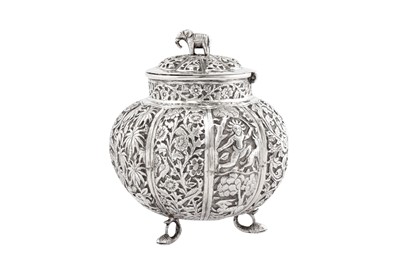 Lot 80 - A late 19th / early 20th century Anglo – Indian unmarked silver tea caddy, Lucknow circa 1900