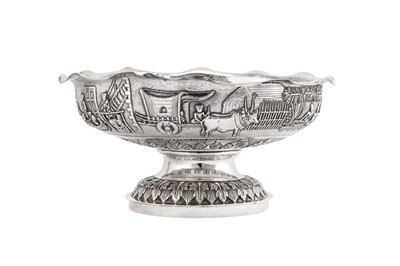 Lot 69 - A large early 20th century Anglo – Indian silver fruit bowl, Calcutta, Bhowanipore circa 1910 by Dass and Dutt