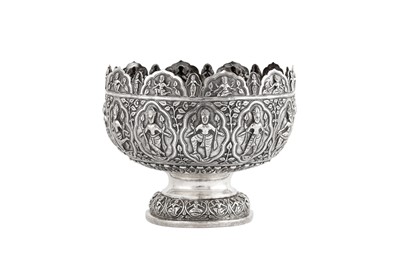 Lot 175 - An early 20th century Anglo – Indian unmarked silver footed bowl, Poona circa 1910