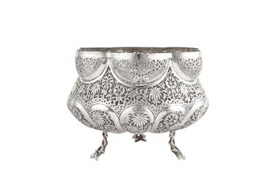 Lot 118 - A late 19th / early 20th century Anglo – Indian unmarked silver bowl, Lucknow circa 1900
