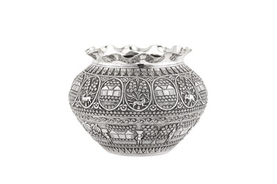 Lot 120 - An unusual late 19th / early 20th century Anglo – Indian unmarked silver bowl, Lucknow circa 1900