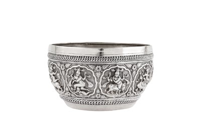Lot 37 - A late 19th / early 20th century Anglo – Indian unmarked silver bowl, Madras circa 1900