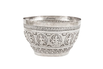 Lot 174 - An early 20th century Anglo – Indian unmarked silver bowl, Poona circa 1910