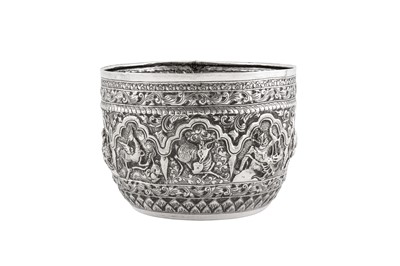 Lot 15 - An early 20th century Burmese unmarked silver bowl, Upper Burma (Rakine) circa 1910