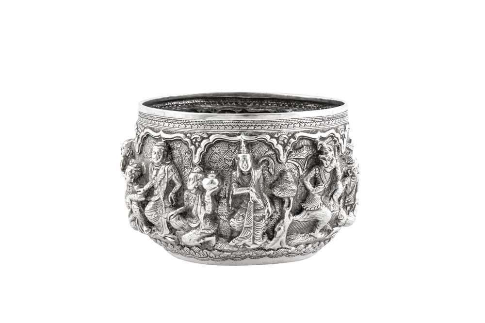 Lot 18 - An early 20th century Burmese unmarked silver small bowl, Mandalay circa 1910