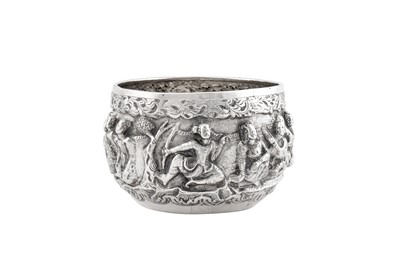 Lot 13 - An early 20th century Burmese unmarked silver small bowl, provincial upper Burma circa 1920