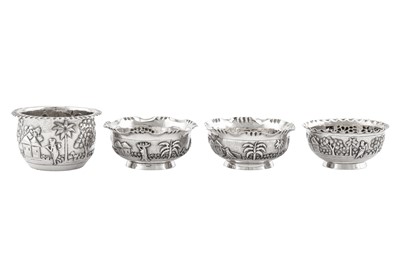Lot 60 - A pair of early 20th century Anglo – Indian silver bowls, Calcutta, Bhowanipore circa 1900 by Monohur Dutt