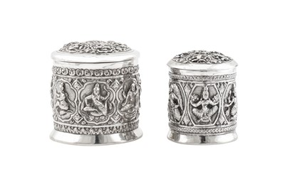 Lot 39 - Two late 19th / early 20th century Anglo – Indian unmarked silver dressing table jars, Madras circa 1900