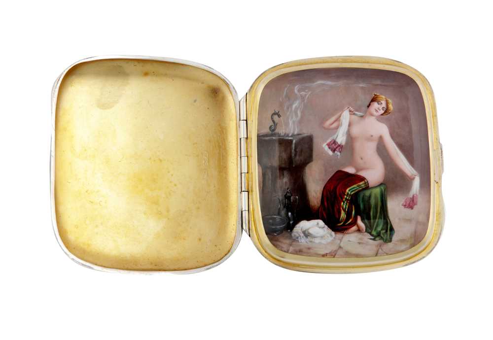 Lot 253 - AN EARLY 20TH CENTURY GERMAN SILVER AND ENAMEL NOVELTY EROTIC CIGARETTE CASE, PFORZHEIM IMPORT MARKS FOR BIRMINGHAM 1910 BY MARKS AND COHEN
