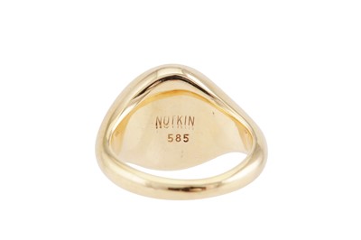 Lot 8 - A BROWN DIAMOND RING BY REBEKKA NOTKIN