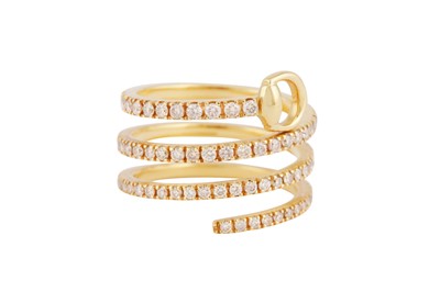 Lot 214 - Gucci | A gold and diamond coil ring