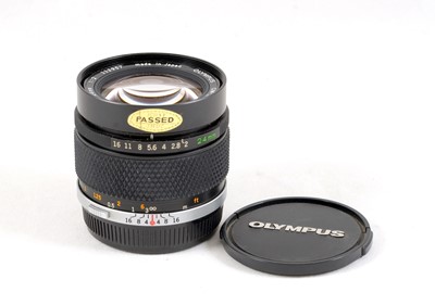Lot 265 - Olympus OM Auto-W 24mm f2 Lens.