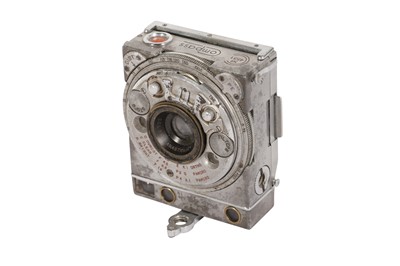 Lot 41 - A Jaeger Le Coultre Compass Camera