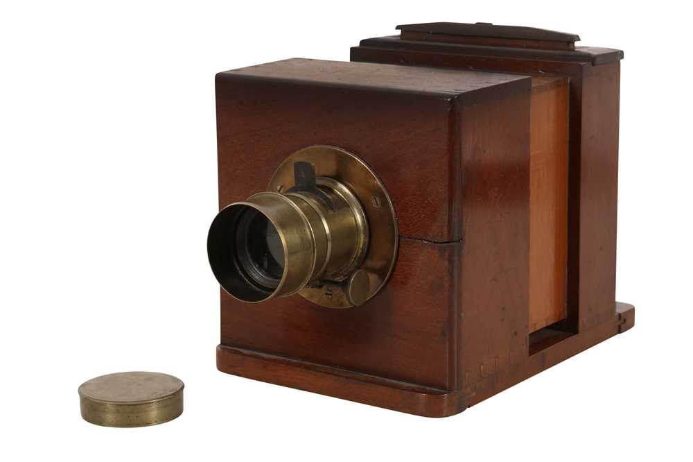Lot 64 - A Fine English Sliding Box Wet Plate Camera c.1860s