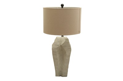 Lot 476 - A CONTEMPORARY ABSTRACT PLASTER TABLE LAMP