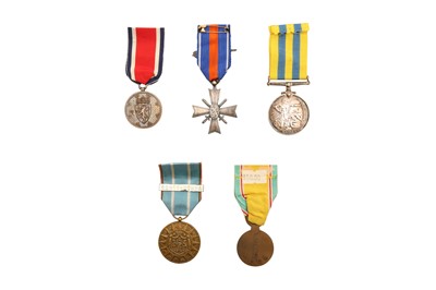 Lot 360 - KOREAN WAR MEDALS