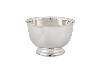 Lot 432 - A very rare George II Irish provincial silver bowl, Clonmel circa 1750 by Hercules Morgan