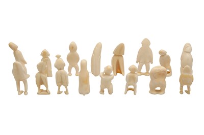 Lot 414 - A COLLECTION OF GREENLANDIC INUIT MARINE IVORY CARVINGS