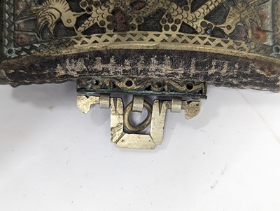 Lot 663 - A TIBETAN FLINT POUCH CHUCKMUCK