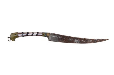 Lot 836 - A FRUIT DAGGER WITH MOTHER-OF-PEARL-INLAID HANDLE