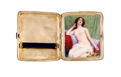 Lot 238 - AN EARLY 20TH CENTURY GERMAN SILVER AND ENAMEL NOVELTY EROTIC CIGARETTE CASE, PFORZHEIM IMPORT MARKS FOR BIRMINGHAM 1907 BY MARKS AND COHEN
