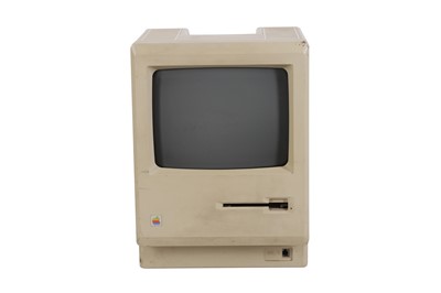 Lot 108 - An Apple Macintosh Plus 1mb Vintage Computer