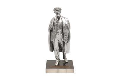 Lot 348 - VLADIMIR LENIN FIGURE - SOVIET INTEREST