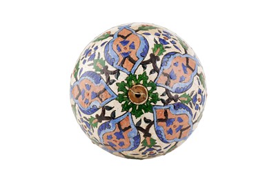 Lot 382 - A POLYCHROME-PAINTED KUTAHYA-STYLE POTTERY HANGING ORNAMENT