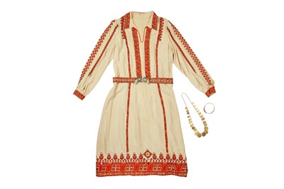 Lot 316 - A PALESTINIAN COTTON DRESS AND ITS ACCESSORIES