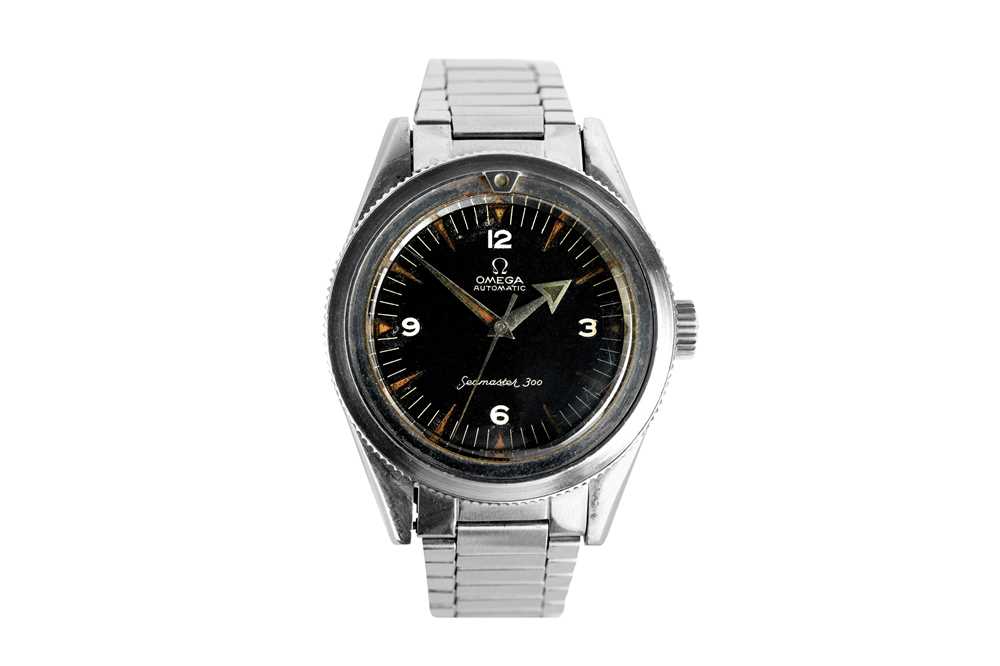 Lot 332 - OMEGA.