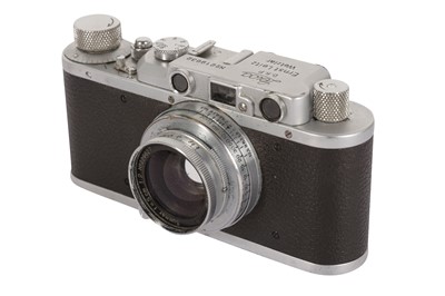 Lot 129 - A Leica II Rangefinder Camera Outfit