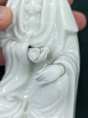 Lot 175 - A CHINESE DEHUA 'GUANYIN' FIGURE