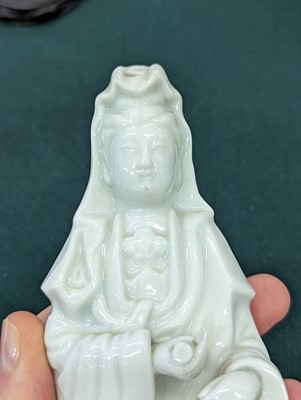 Lot 175 - A CHINESE DEHUA 'GUANYIN' FIGURE