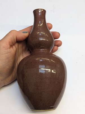 Lot 124 - A CHINESE PEACHBLOOM-GLAZED DOUBLE-GOURD VASE