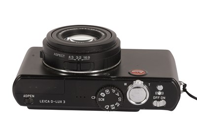 Lot 125 - A Leica D-Lux 3 Compact Digital Camera