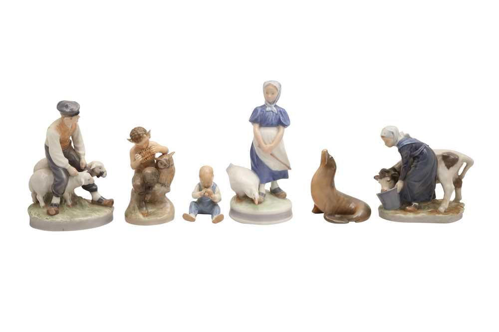 Lot 404 - GROUP OF ROYAL COPENHAGEN FIGURES