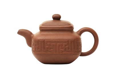 Lot 808 - A CHINESE YIXING ZISHA TEAPOT AND COVER