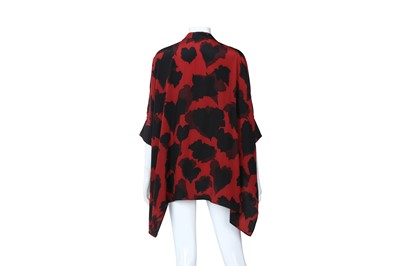 Lot 32 - Gucci Red Silk Print Oversized Shirt - Size 42