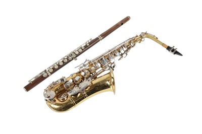 Lot 490 - A SELMER BUNDY II SAXOPHONE